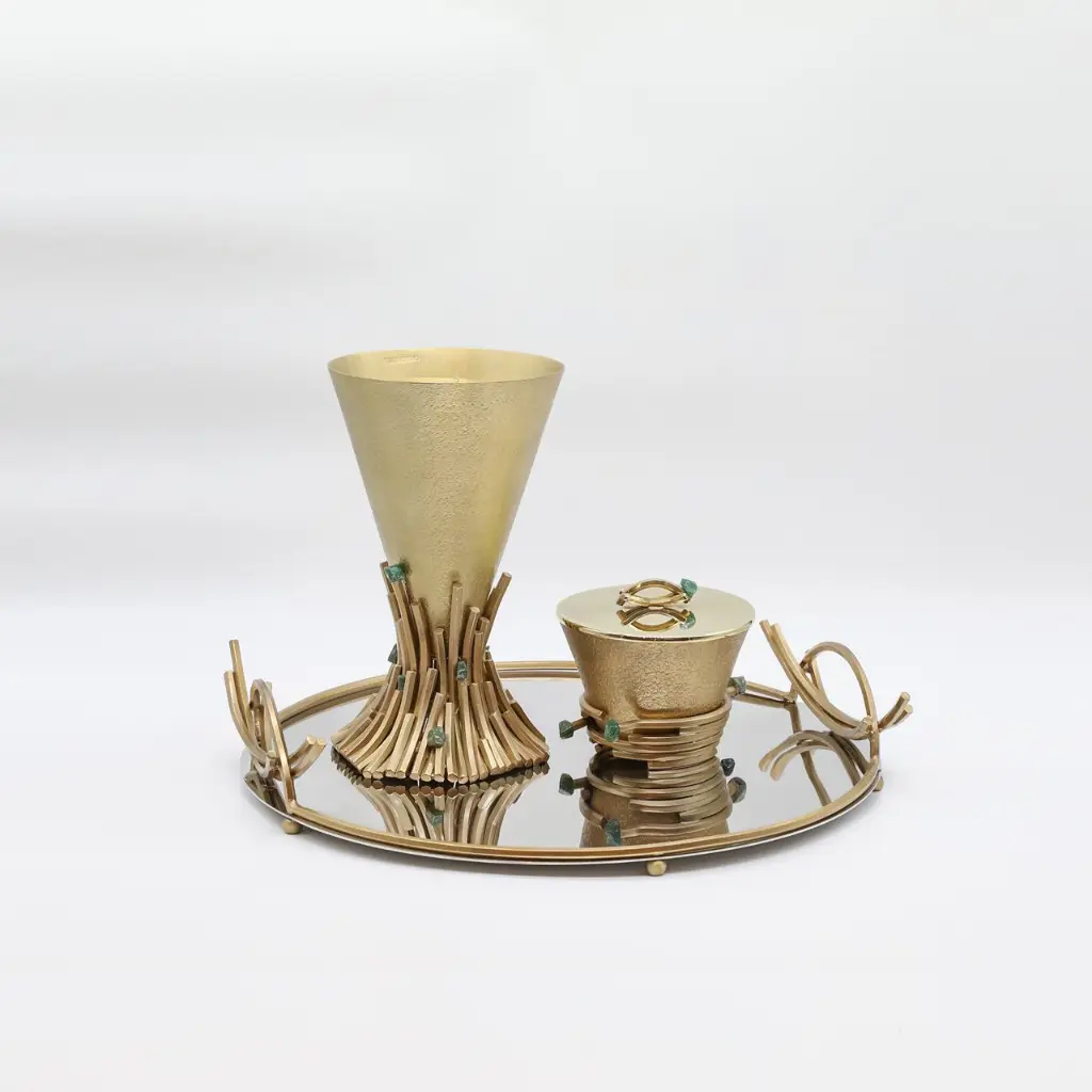 Gems Madkhan Set With Tray