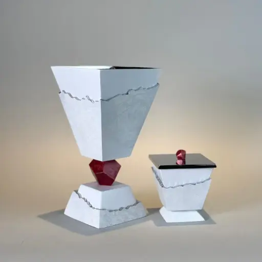 Classic Set (White With Maroon Pebble)